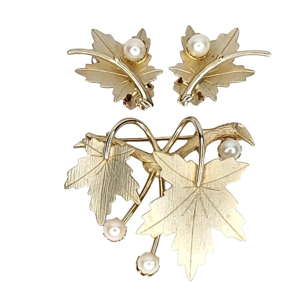 Vintage Sarah Coventry Brooch Earring Set Maple Leaf Faux Pearl Gold Tone 2"